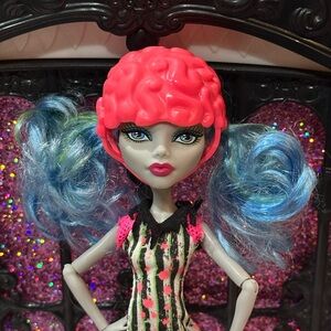 Monster High Rollermaze Ghoulia Yelps